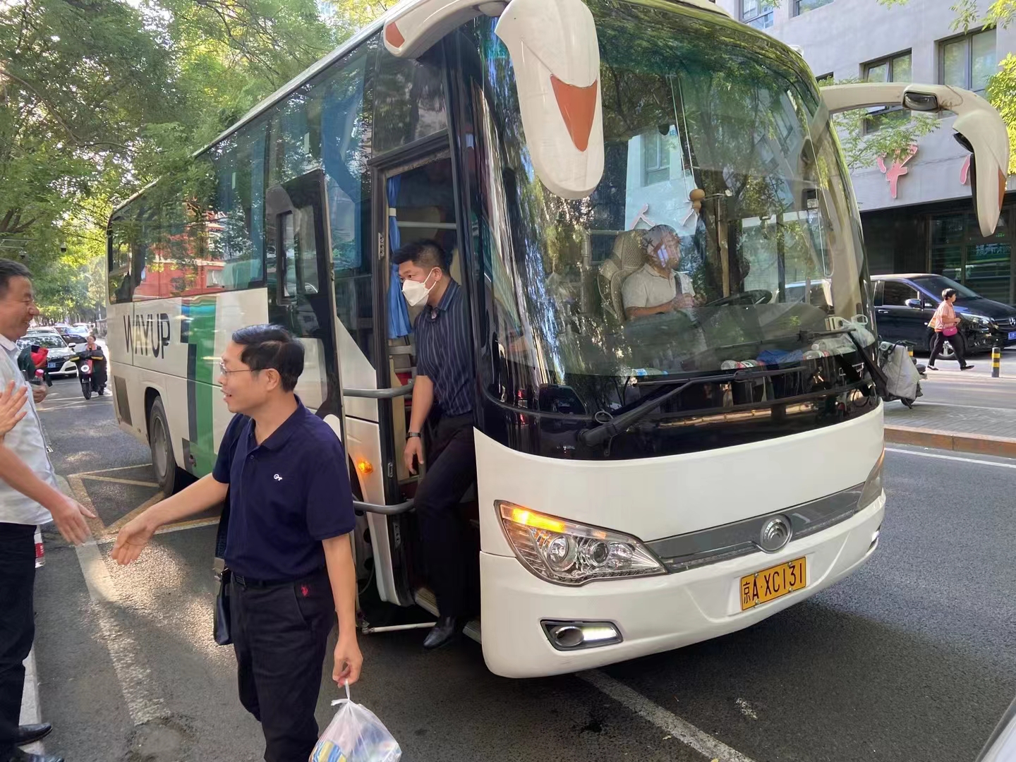 北京包車(chē)旅游帶司機(jī)